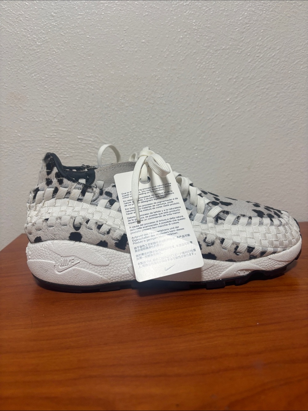 Nike Air footscape woven Womens Cow print Sneaker FB1952-102 size 8 New.